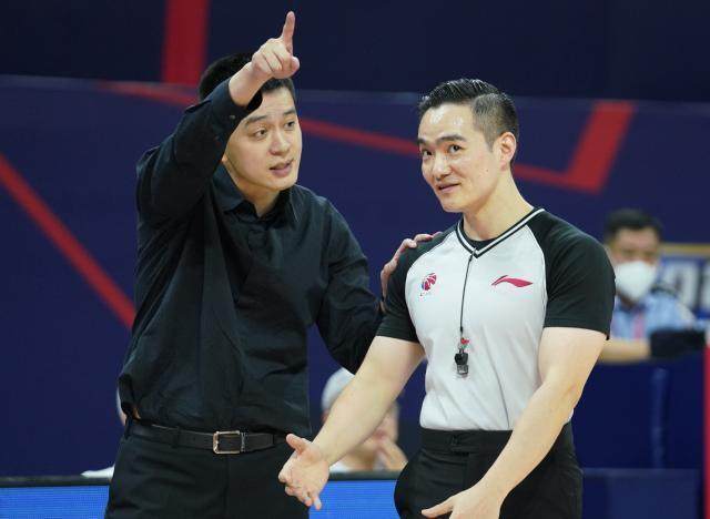 开云体育App-【早报】曼联阿森纳双双让四 巴黎切尔西制造惨案！