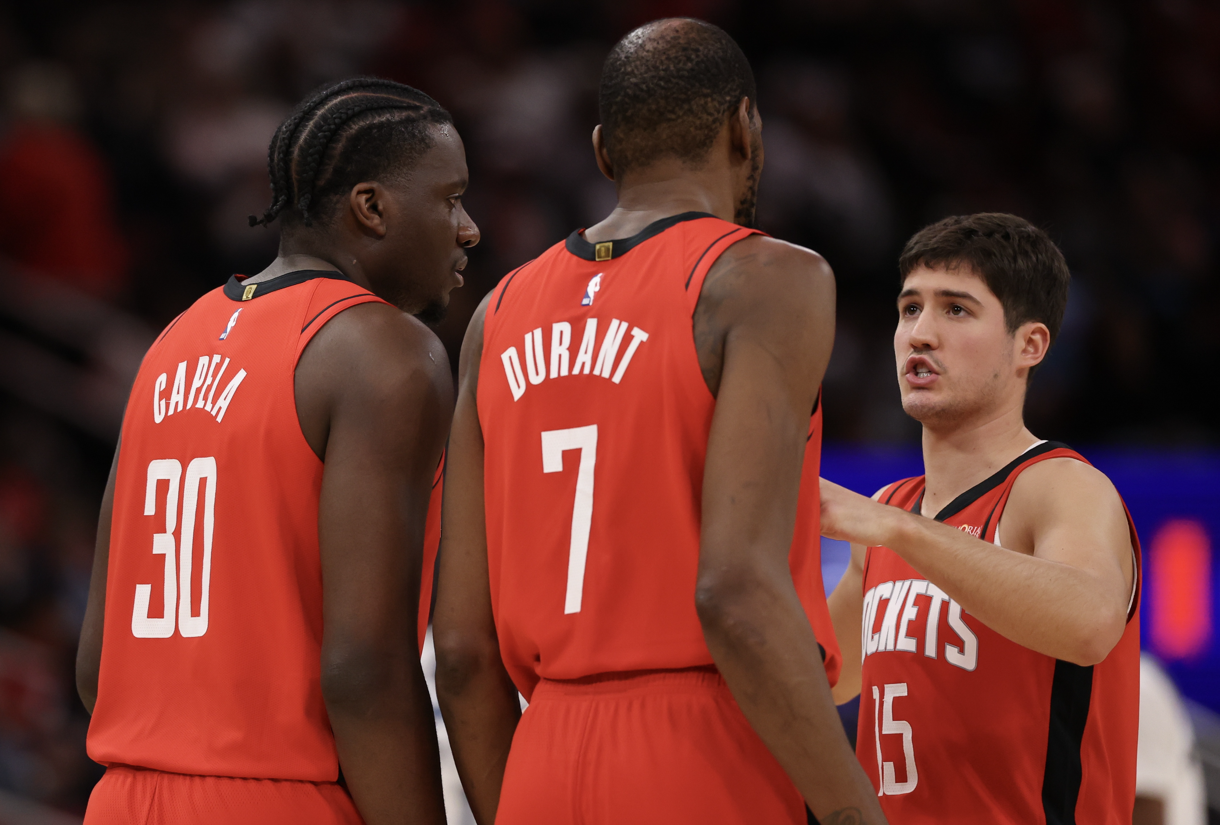 开云体育下载-心比天高，却实力不济，一个状元秀，沦落到连角色球员都不如了|火箭|卡佩拉|中锋|亚当斯|NBA_新浪体育_新浪新闻